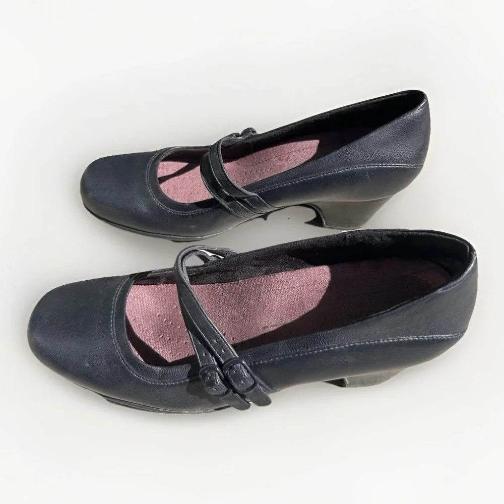 Clarks Womens Sugar Dust Mary‎ Jane Pump Size 9 M Navy Blue Low Block Heel Shoes